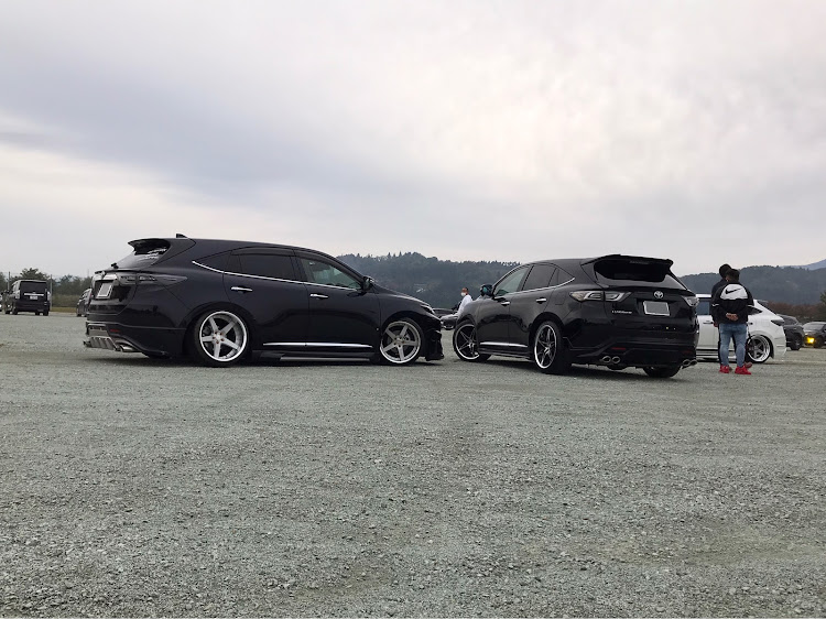 ハリアーのＤＩＹ作業・20インチ・生脚派・車高調・車高短suvに関するカスタム事例の投稿画像3枚目