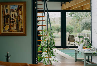 Maison avec piscine et terrasse 2