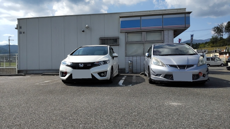 フィットのお盆休み・ドライブ・夕日と愛車・感動の一日はプライスレスに関するカスタム事例の投稿画像1枚目