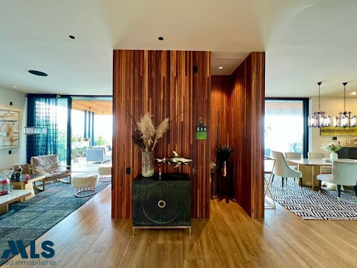 House 3