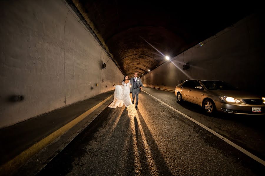 Wedding photographer Carina Rodríguez (altoenfoque). Photo of 3 October 2018