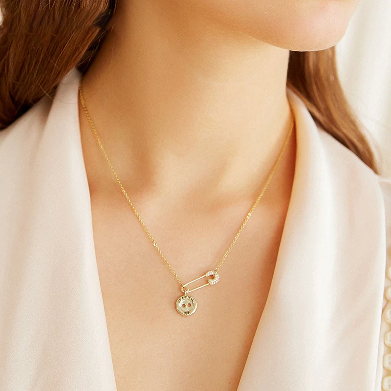 Sterling zilveren trui sleutelbeenketting. Een elegante ketting om je look te versterken. Perfect voor elke outfit en gelegenheid.