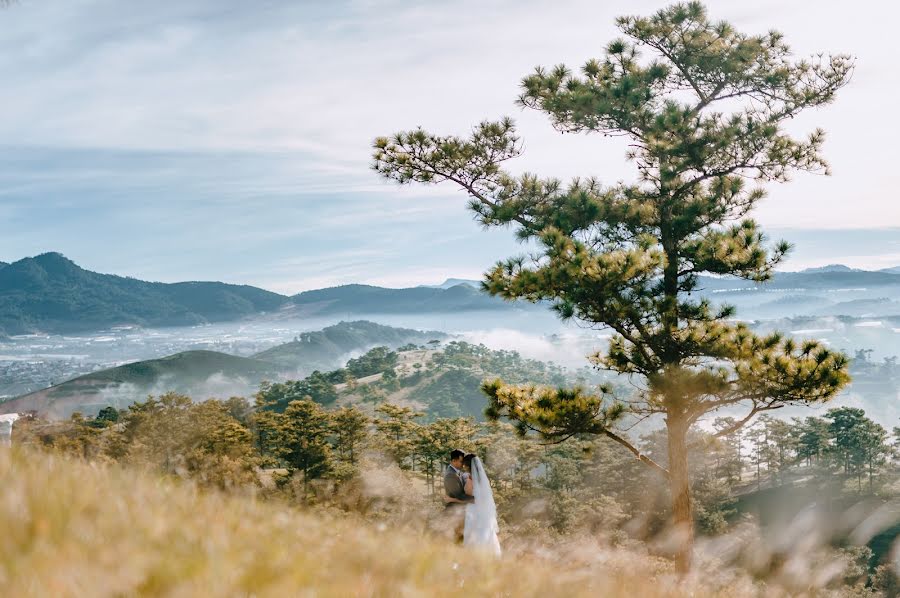 Fotografer pernikahan Dinh Tran (pixelstudio). Foto tanggal 4 Maret 2019