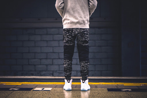 Title 6, Contrast stitching beam pants for a modern and ...