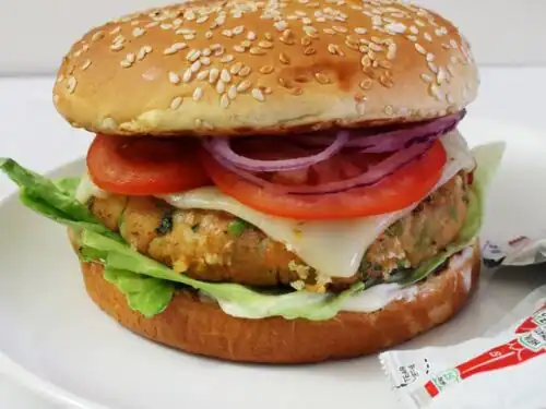 Aloo Tikki Burger