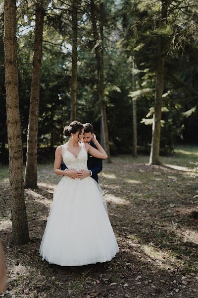 Fotografo di matrimoni Krisztian Bozso (krisztianbozso). Foto del 28 gennaio 2020