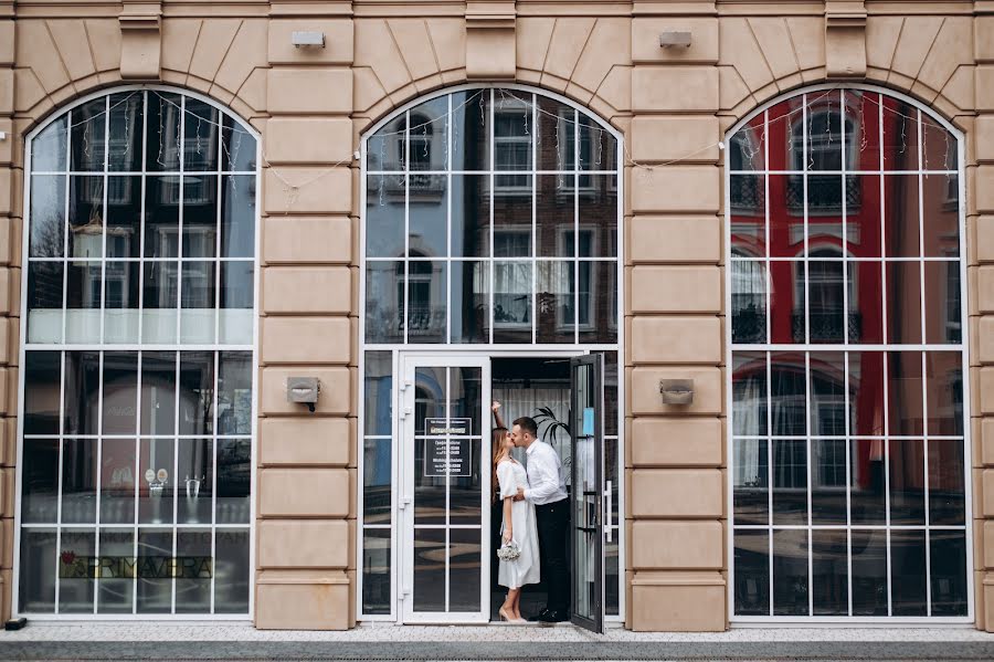 Svadobný fotograf Olga Rakivskaya (rakivska). Fotografia publikovaná 5. apríla 2022