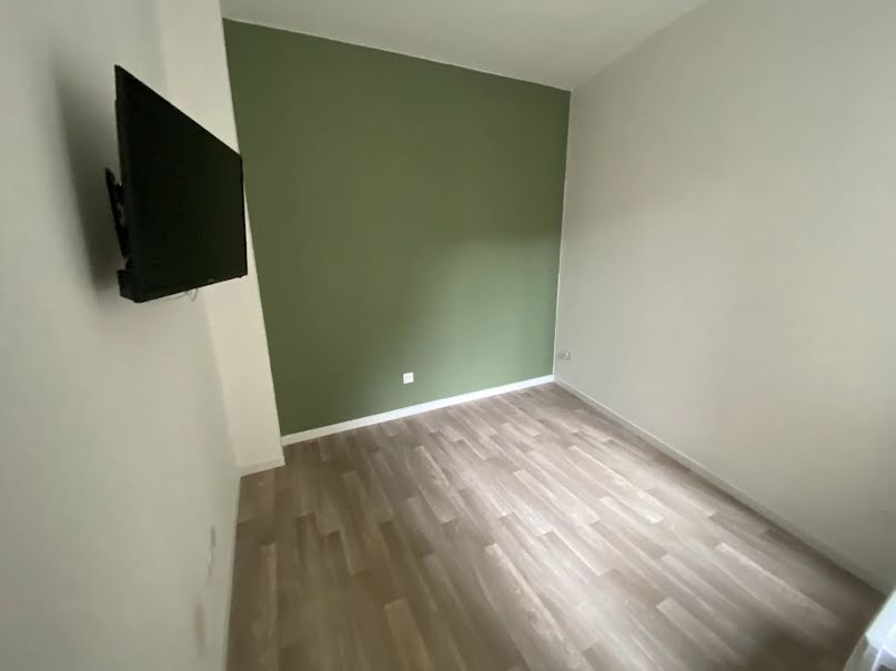 Location meublée appartement 2 pièces 45.31 m² à Saint-Quentin (02100), 547 €