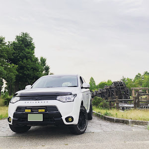 アウトランダーPHEV GG2W