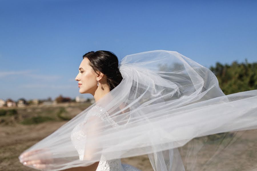 Hääkuvaaja Kristina Leonova (krisleo). Kuva otettu 2. toukokuuta 2018