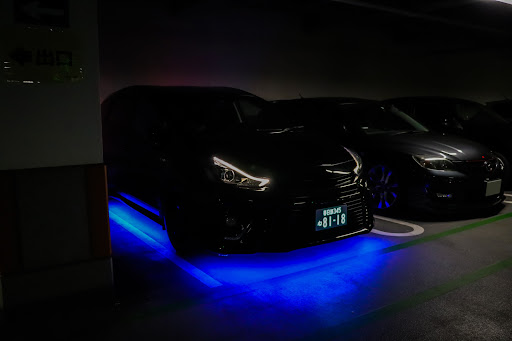 プリウスa G S のプリウスa G S プチカスタム アンダーネオン アンダーled Ledカスタムに関するカスタム メンテナンスの投稿画像 車の カスタム情報はcartune