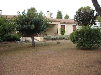 villa à Villemoustaussou (11)