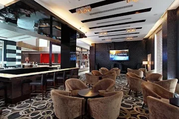 Bar & Lounge - Ramada photo 