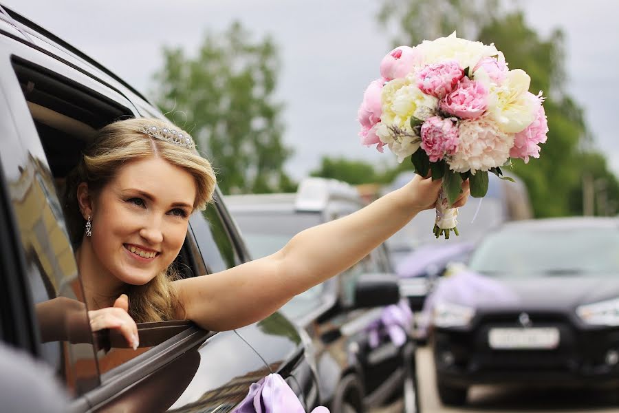 Fotógrafo de bodas Irina Ershova (foto-life2011). Foto del 20 de junio 2014