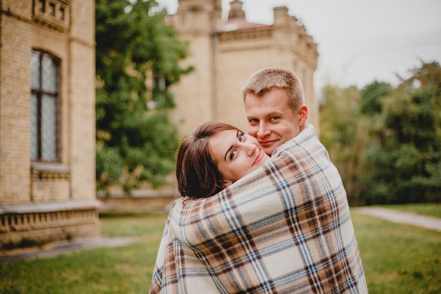 Wedding photographer Lita Akhmetova (litah). Photo of 27 November 2017