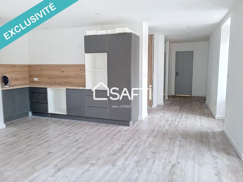 Vente appartement 2 pièces 49 m² à Saint-Laurent-du-Pont (38380), 125 000 €