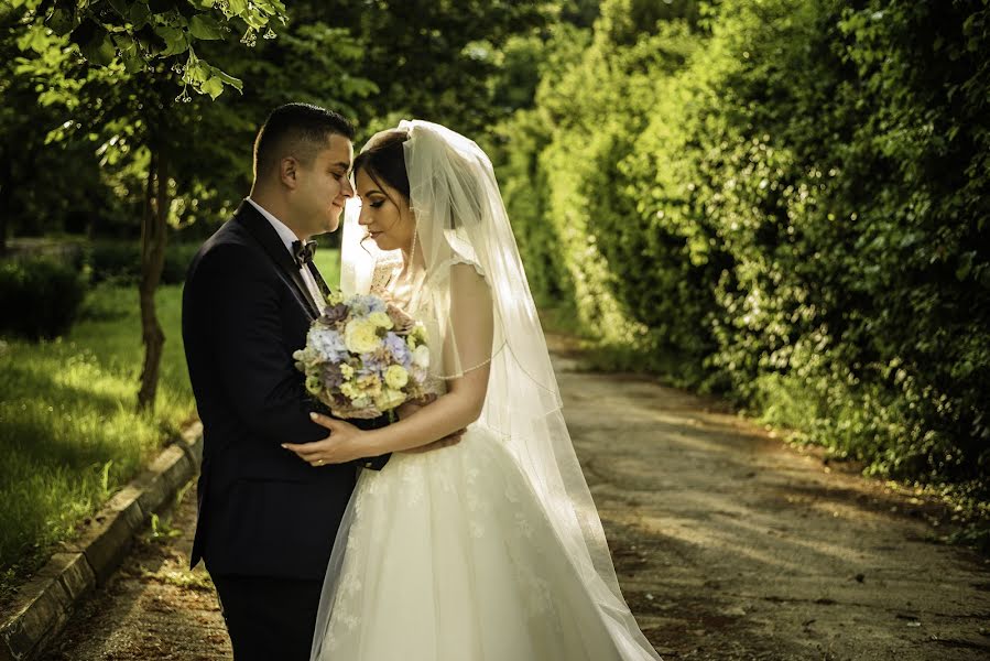 Wedding photographer Stelian Petcu (stelianpetcu). Photo of 21 June 2017