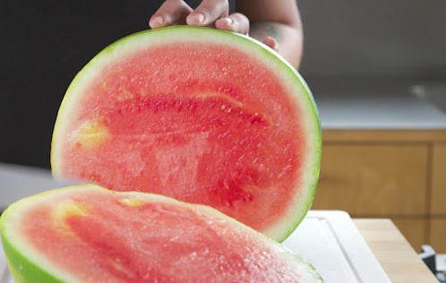 Slice the watermelon in 