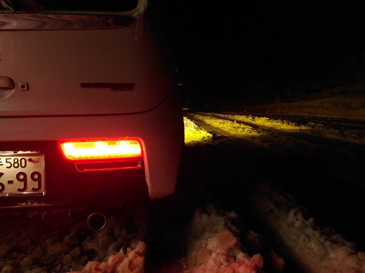 アルトワークスの好きなフレグランス・仕事終わりに・雪道は気をつけましょう・ローダウン車・猫との生活に関するカスタム事例の投稿画像1枚目