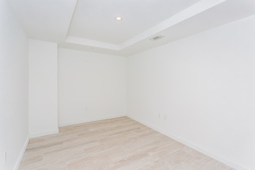 Apartment with pool 3