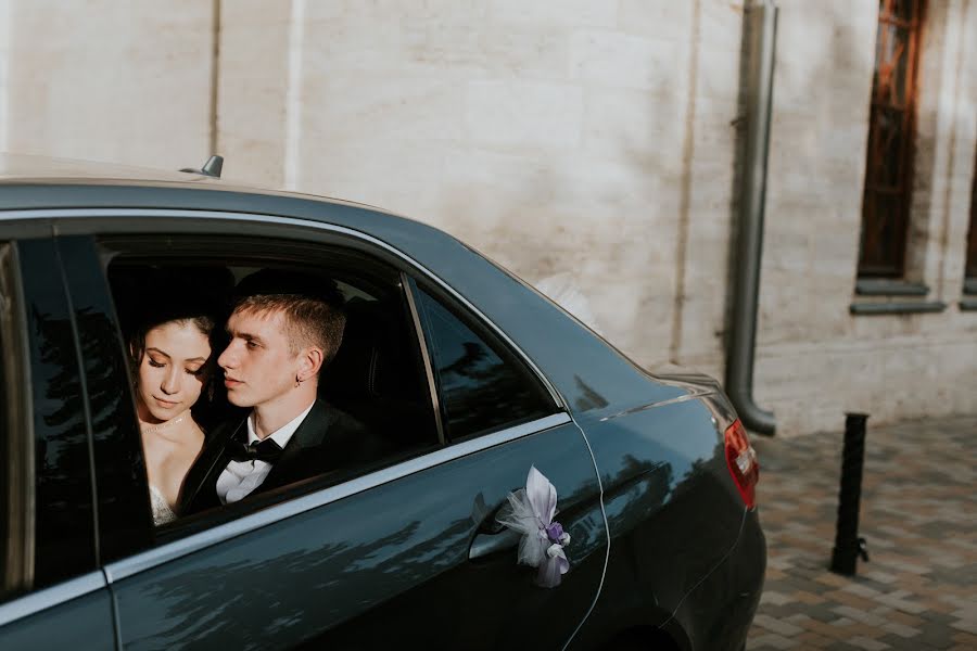 Fotógrafo de casamento Anton Voronkov (west). Foto de 25 de fevereiro 2021