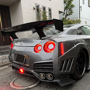 NISSAN GT-R R35