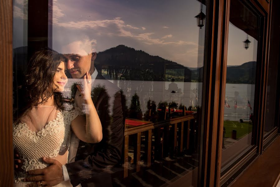 Fotografo di matrimoni Marius Balan (fotoemotii). Foto del 5 settembre 2017