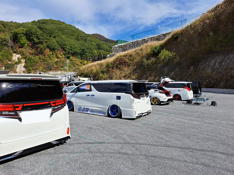 エスティマのCSG・ACR50改・エアサス・イベント参加・ひさしぶりの投稿に関するカスタム事例の投稿画像4枚目