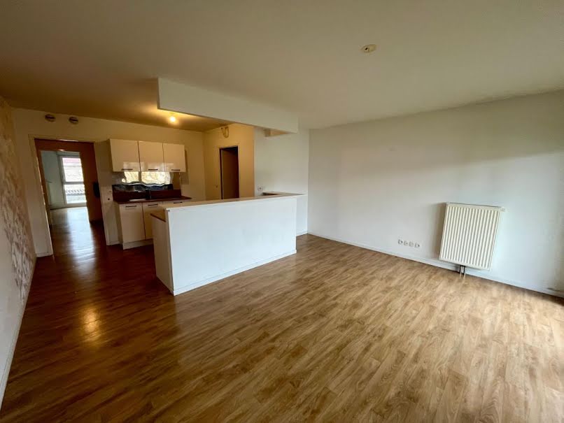 Location  appartement 2 pièces 63 m² à Lomme (59160), 935 €