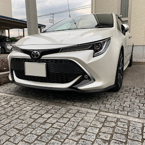 カローラスポーツ NRE210H