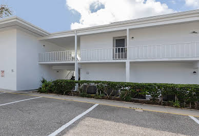 Apartment with pool 20