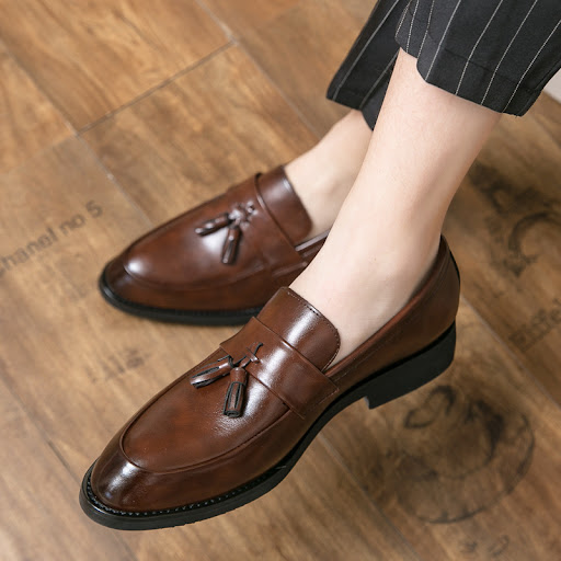 Title 1, Casual Mens Leather Loafers with Classic Tasse...