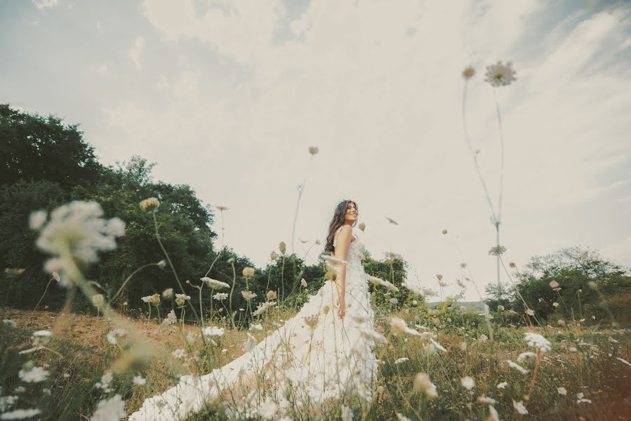 Fotograful de nuntă Arzu Dedeoğlu (arzudedeoglu). Fotografia din 28 martie 2023