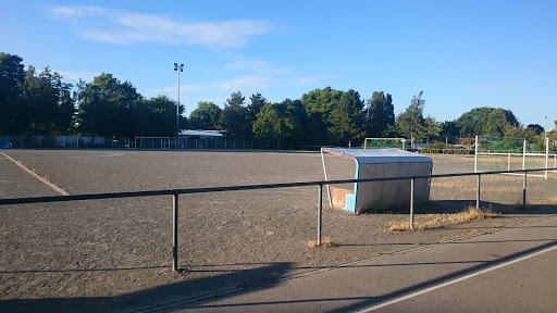 Terrain De Foot La Géraudiere