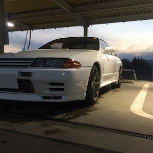 スカイライン R32