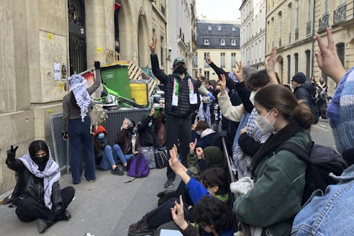 Novi propalestinski protest studenata pariskog univerziteta, blokirana zgrada kampusa