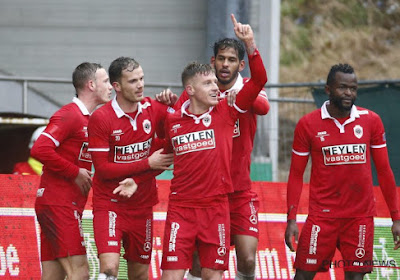 Antwerp staat met één been in Jupiler Pro League na beklijvende kraker tegen Roeselare