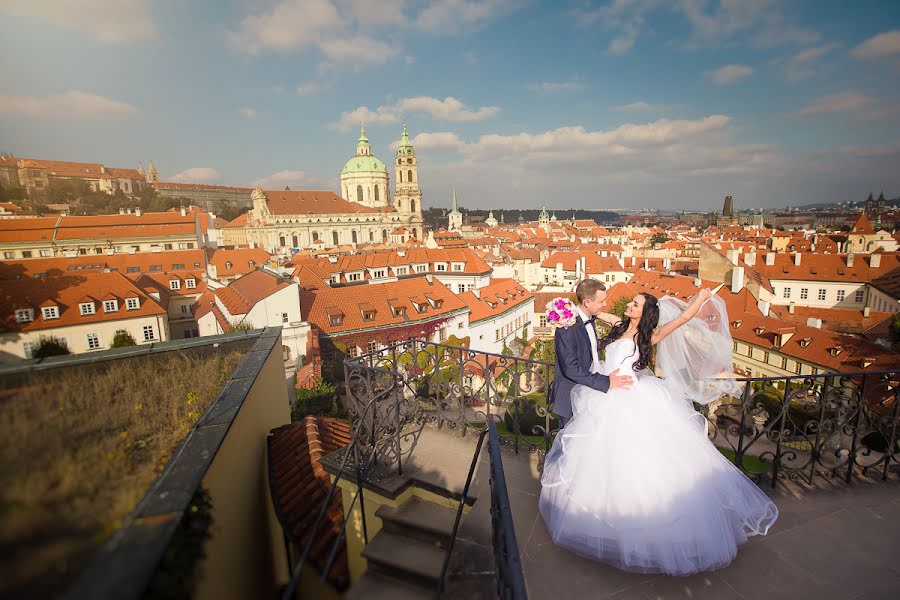 Wedding photographer Roman Lutkov (romanlutkov). Photo of 6 November 2014