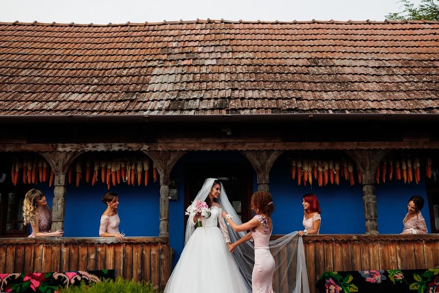 Wedding photographer Nicolae Boca (nicolaeboca). Photo of 8 April 2019