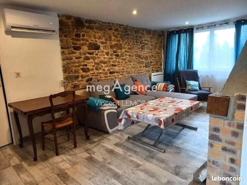 Vente maison 4 pièces 99 m² à Villedieu-les-Poêles (50800), 159 400 €