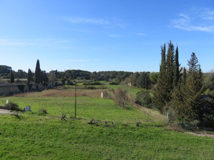 Vente terrain  624 m² à Sommieres (30250), 205 000 €