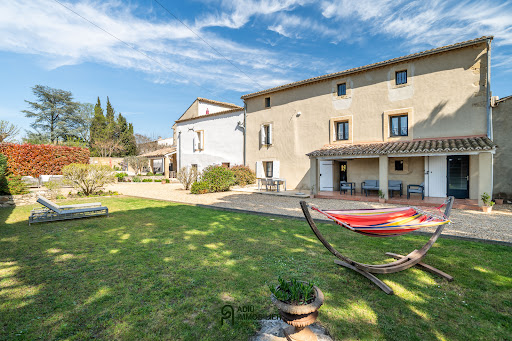 House with pool and garden 2