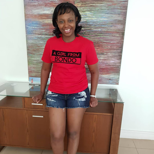 Carol Radull in booty shorts