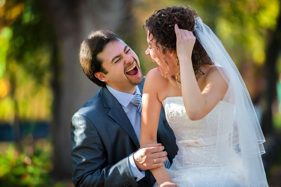 Fotógrafo de casamento Aleksandr Kurkov (kurkov). Foto de 7 de dezembro 2014