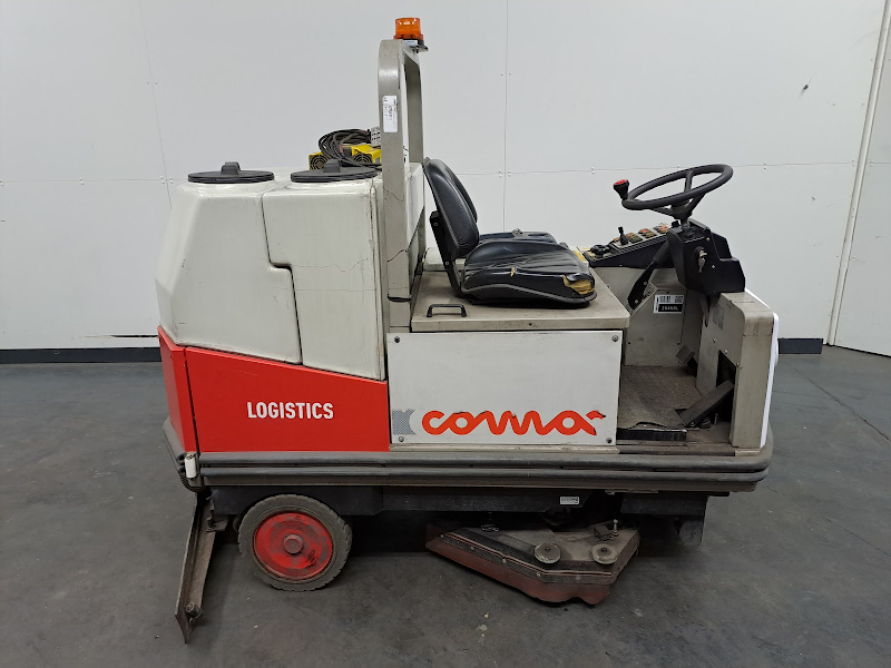 Picture of a COMAC C100B