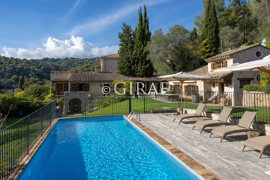 Vente villa 8 pièces 220 m² à Saint paul de Vence (06570), 2 395 000 €