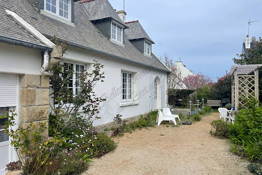 Maison avec terrasse