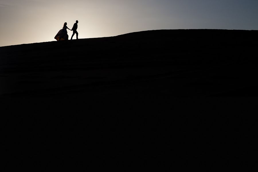 Fotógrafo de casamento Leonel Longa (leonellonga). Foto de 7 de abril 2020