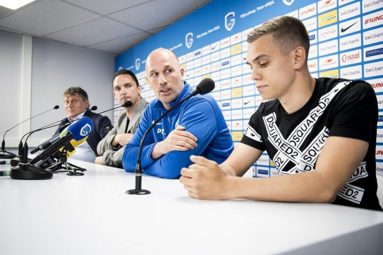 OFFICIEL !  Le Racing Genk prolonge un de ses joueurs les plus courtisés