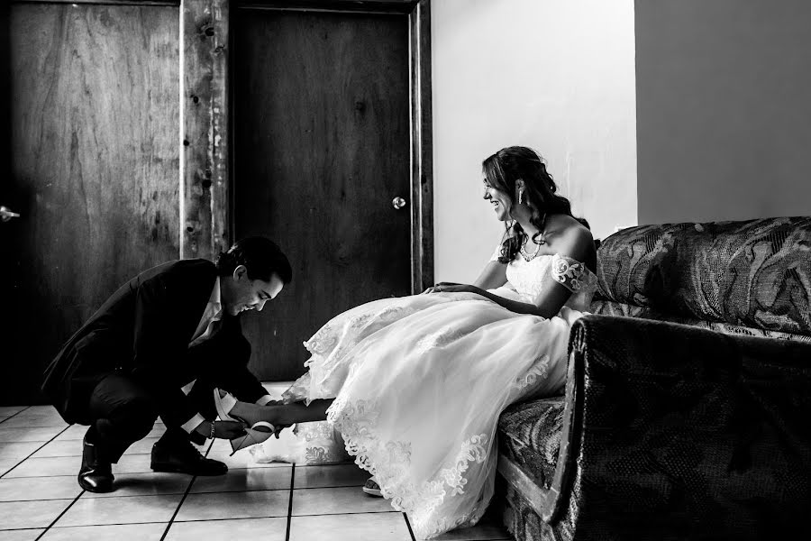 Wedding photographer Vivi Jiménez (vivijimenez). Photo of 28 April 2021